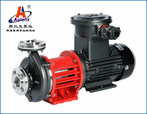 泵浦簡介：MDH /MDZ/MDW系列磁力驅動高低溫旋渦/離心磁力泵，過流部件材質為不銹鋼，具備一定的氣液混合功能。產品采用無軸封、磁力驅動設計，將動密封轉換為靜密封，實現泵浦在深冷和高溫工況下的安全性和穩定性。2.應用領域：高溫模具控溫、高低溫試驗儀器、半導體精密控溫、化工設備、模板控溫、超聲波清洗設備、高端印染設備、TCU 控溫系統等。